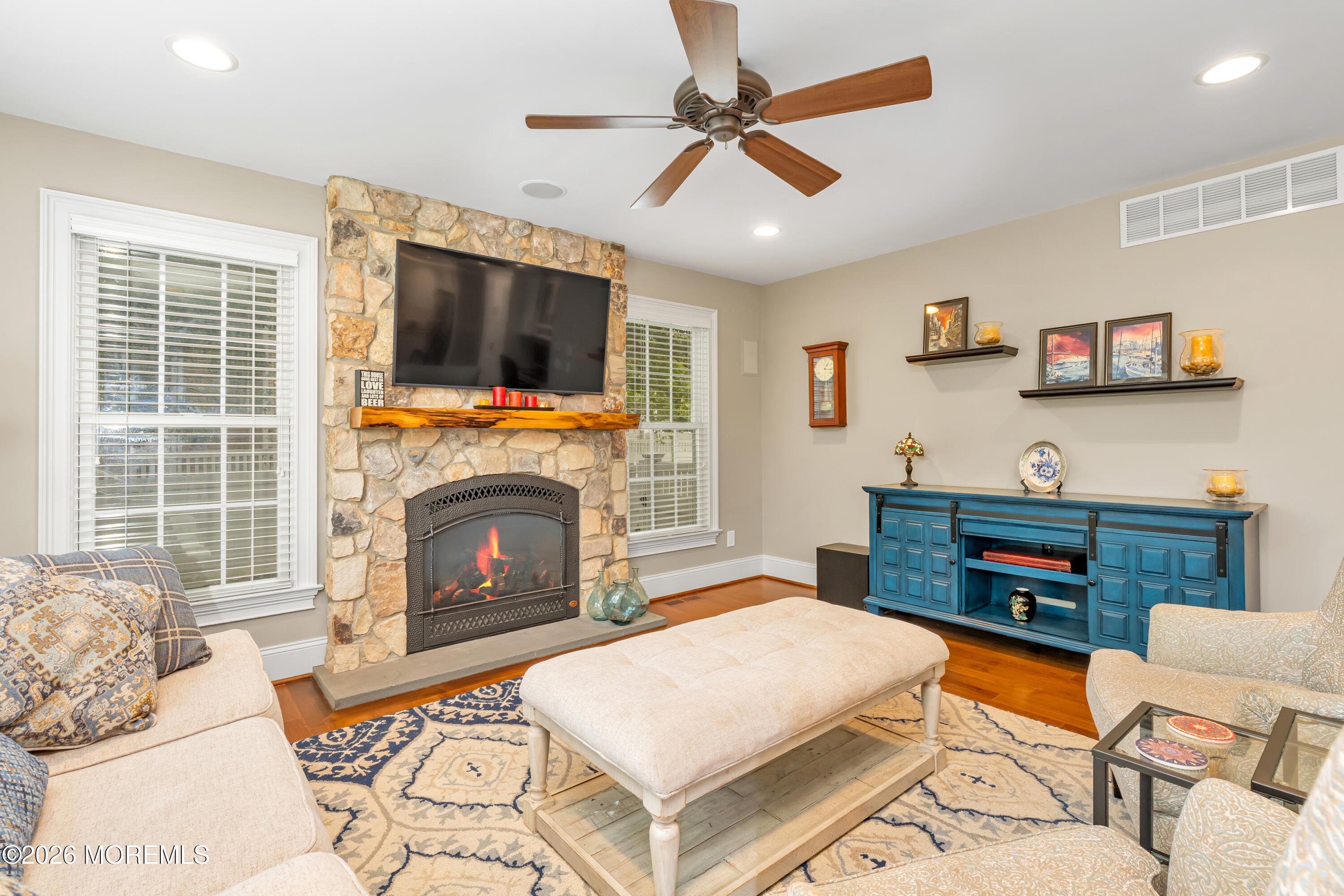253 Academy Lane Manahawkin NJ 08050
