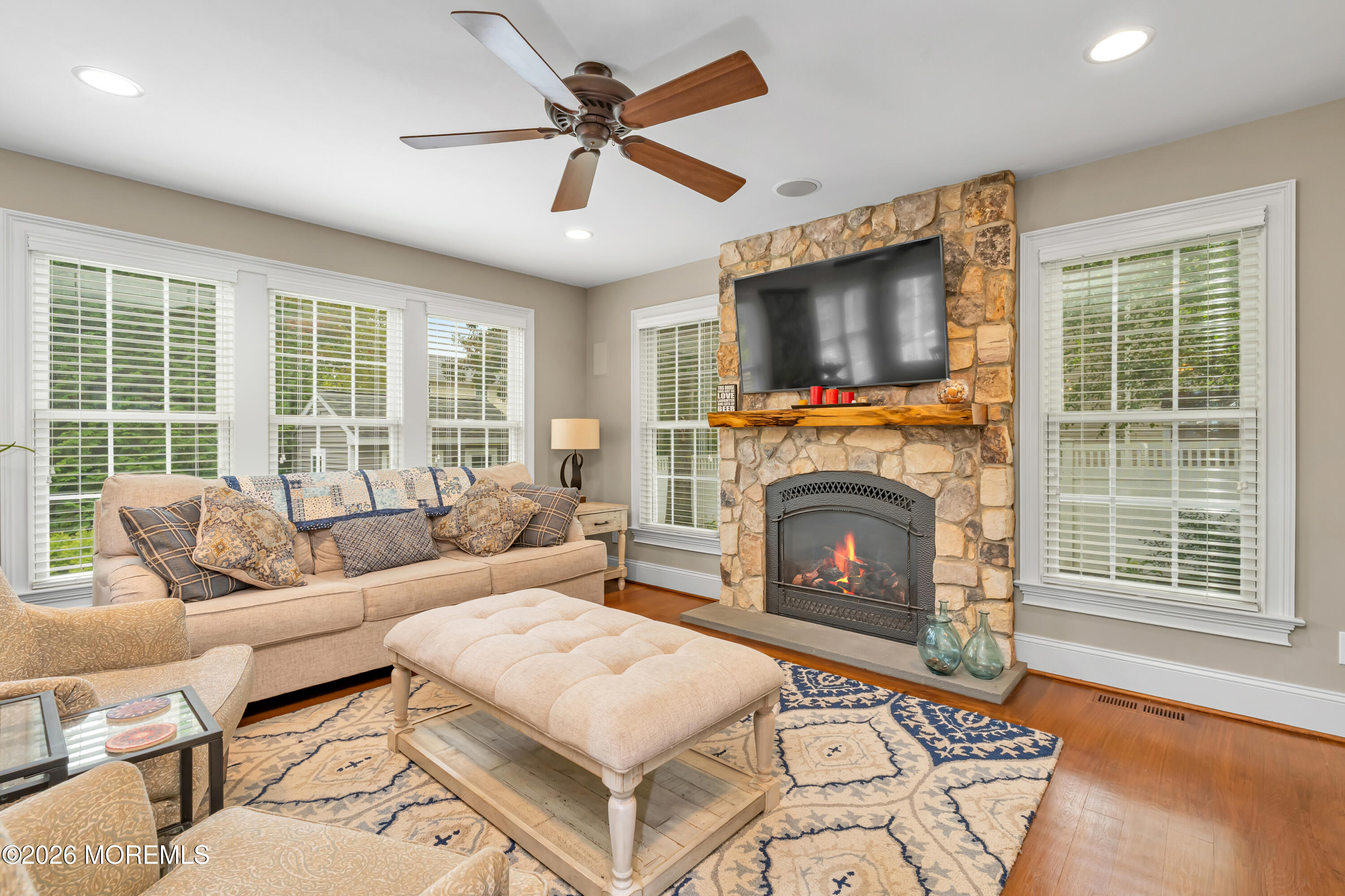 253 Academy Lane Manahawkin NJ 08050