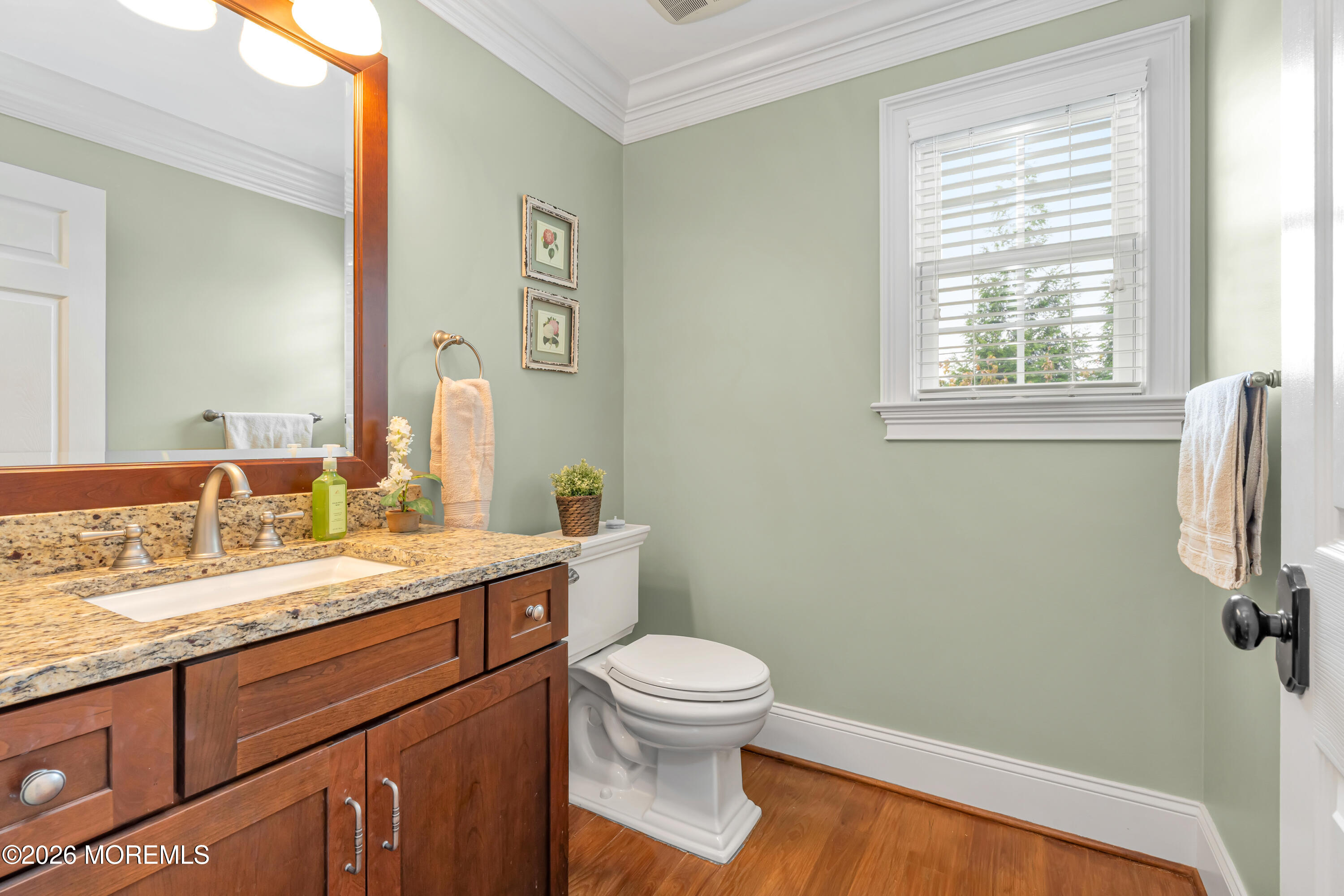 253 Academy Lane Manahawkin NJ 08050