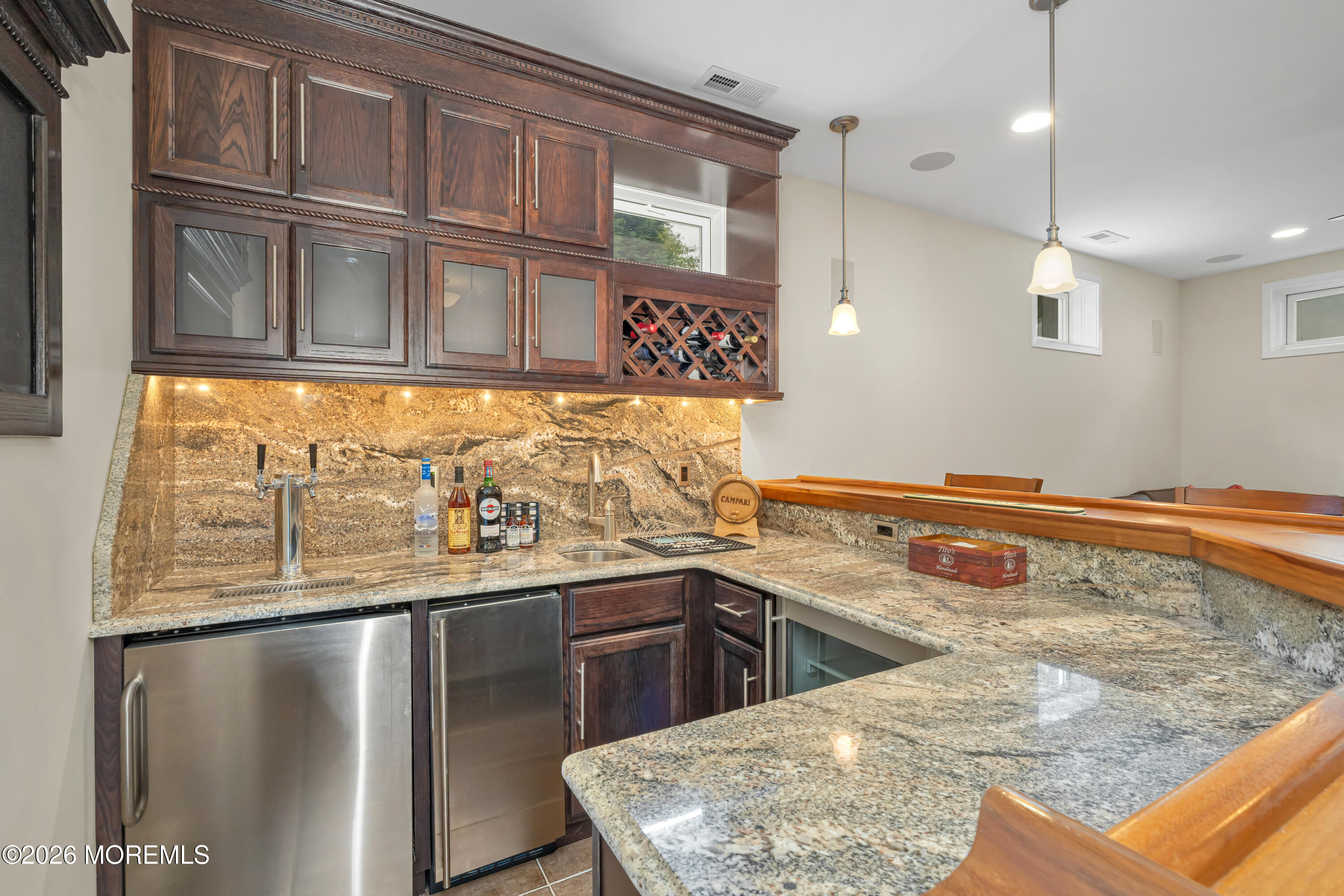 253 Academy Lane Manahawkin NJ 08050