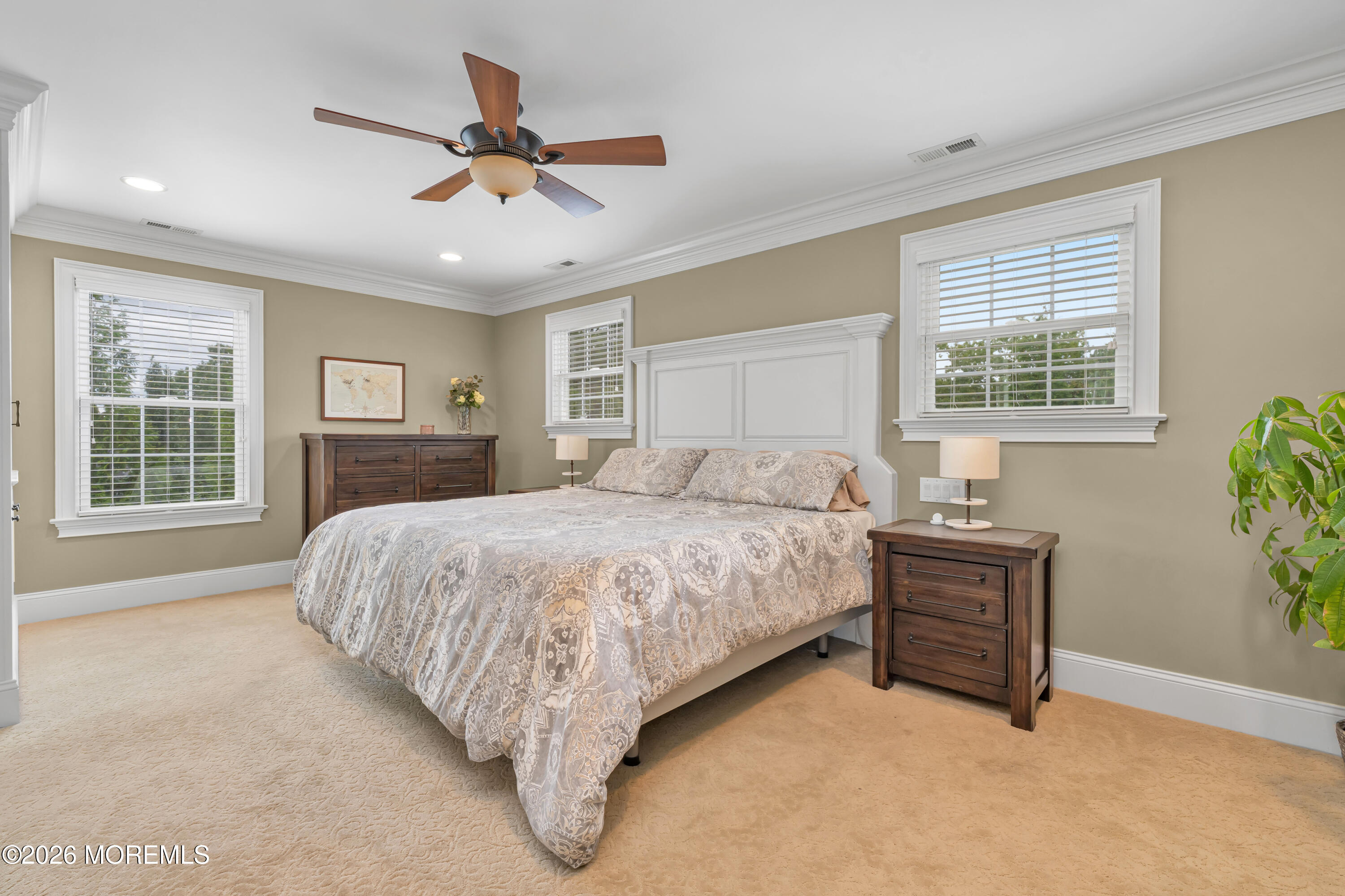 253 Academy Lane Manahawkin NJ 08050