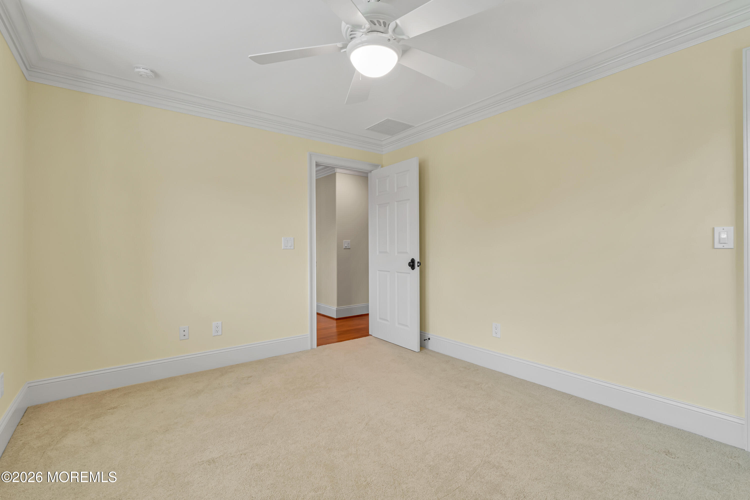 253 Academy Lane Manahawkin NJ 08050