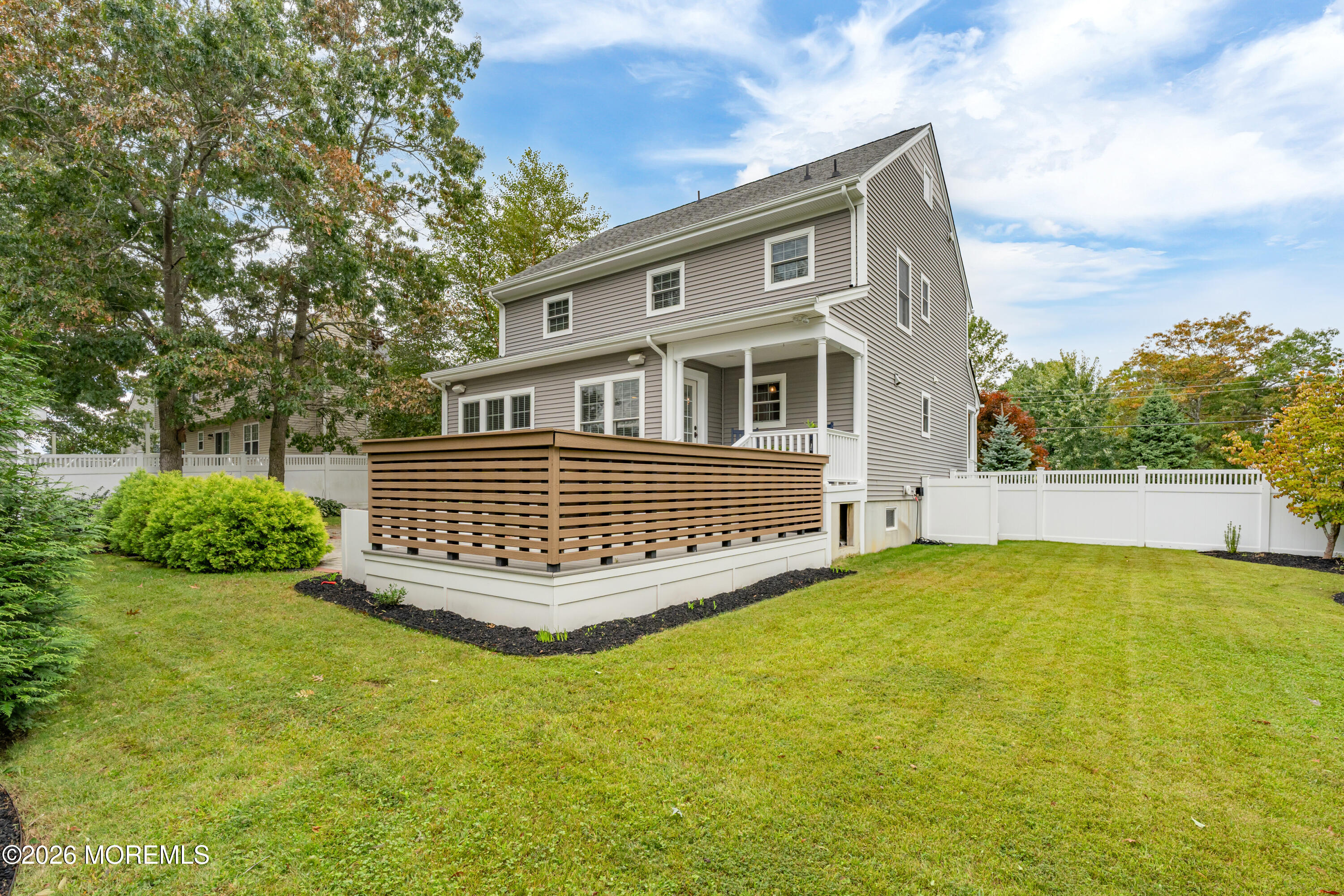 253 Academy Lane Manahawkin NJ 08050
