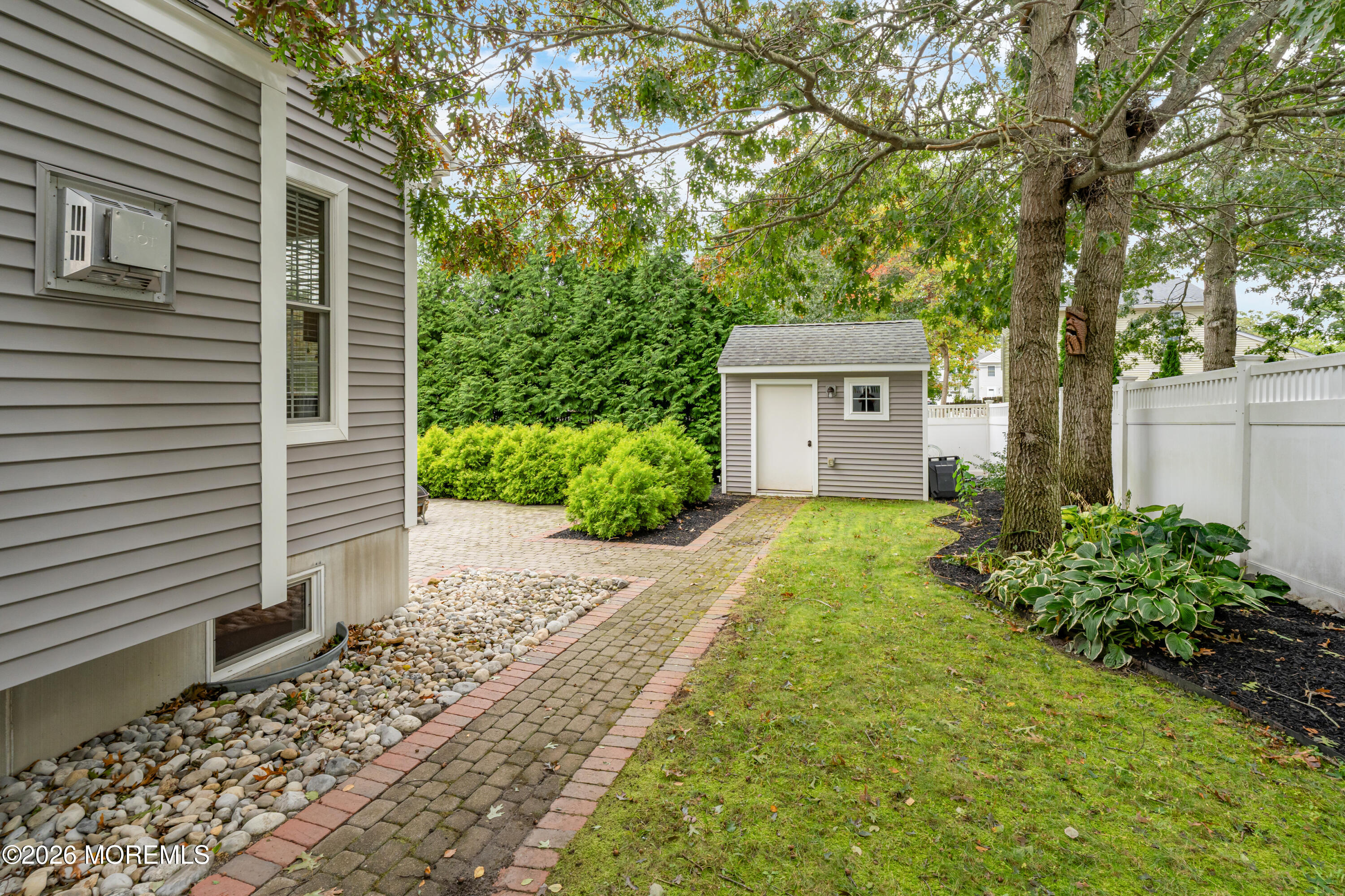 253 Academy Lane Manahawkin NJ 08050