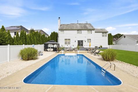 316 Hillside Drive Manchester NJ 08759
