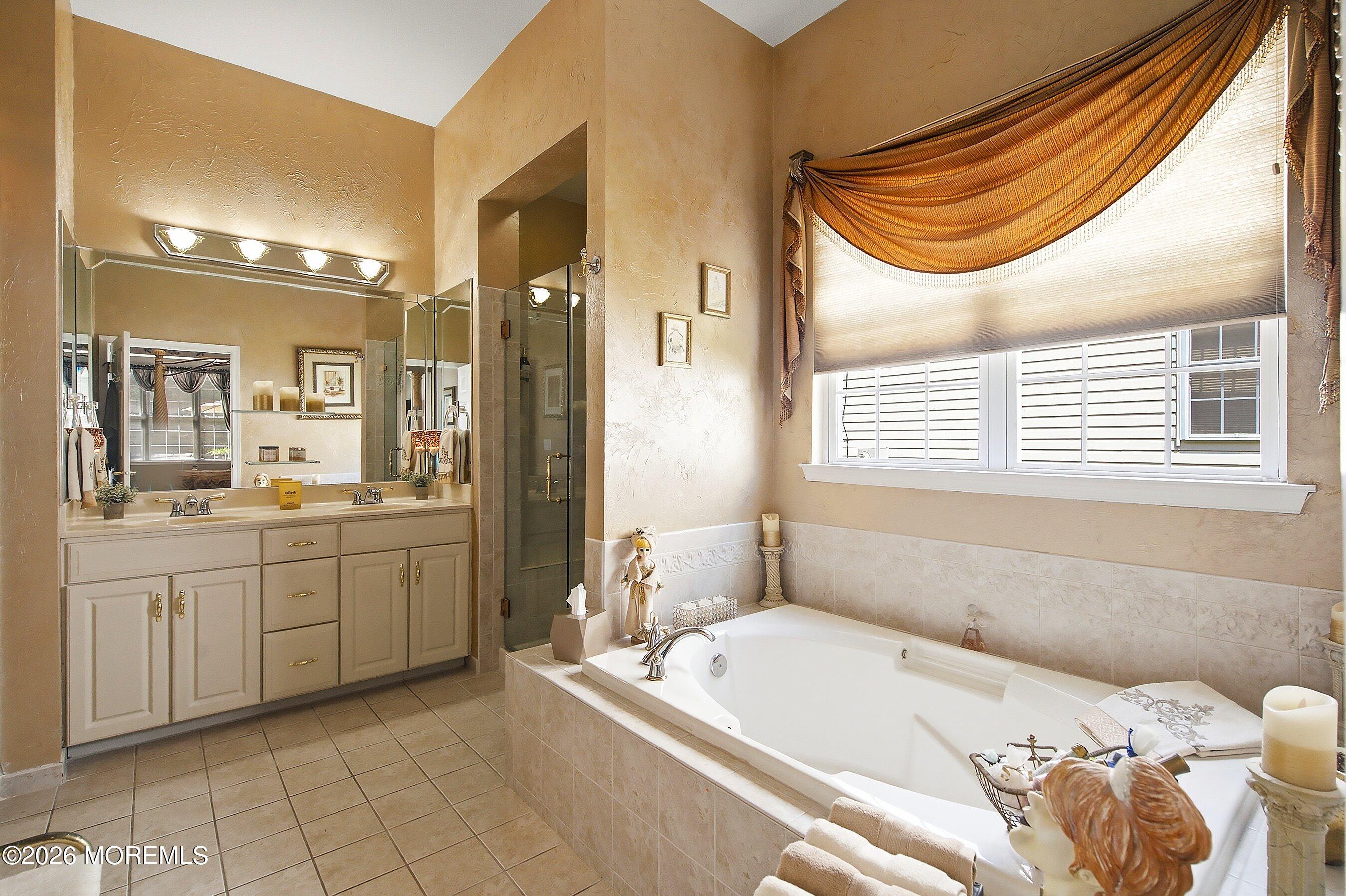 27 Sawgrass Street Jackson NJ 08527