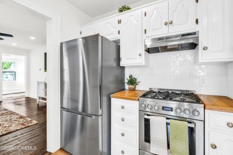 1 Tiensch Avenue Leonardo NJ 07737