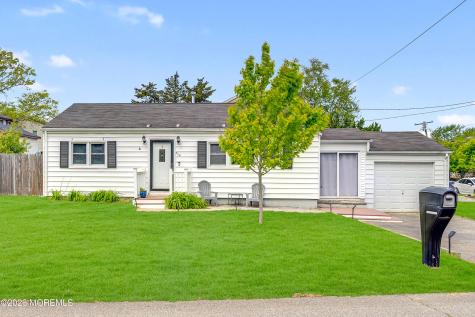 734 Eastern Lane Brick NJ 08723