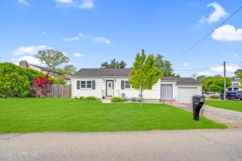734 Eastern Lane Brick NJ 08723