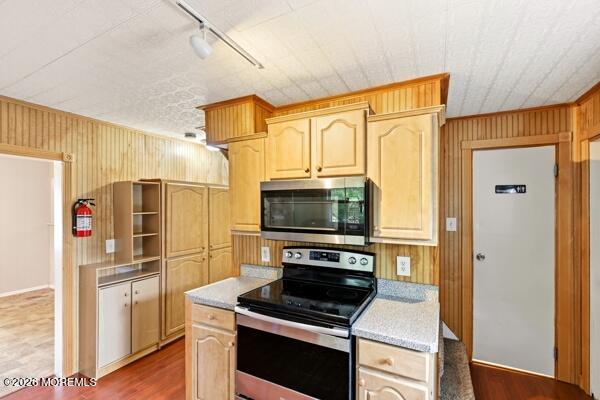 107 Elm Street Lakehurst NJ 08733