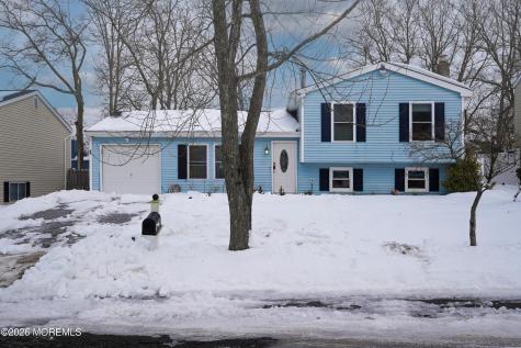 56 Village Drive Barnegat NJ 08005