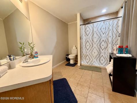 4 Adrianna Court Bayville NJ 08721