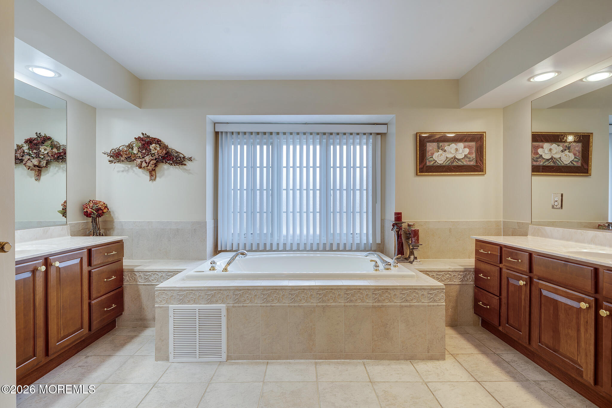 13 Sugar Loaf Hill Millstone NJ 08510