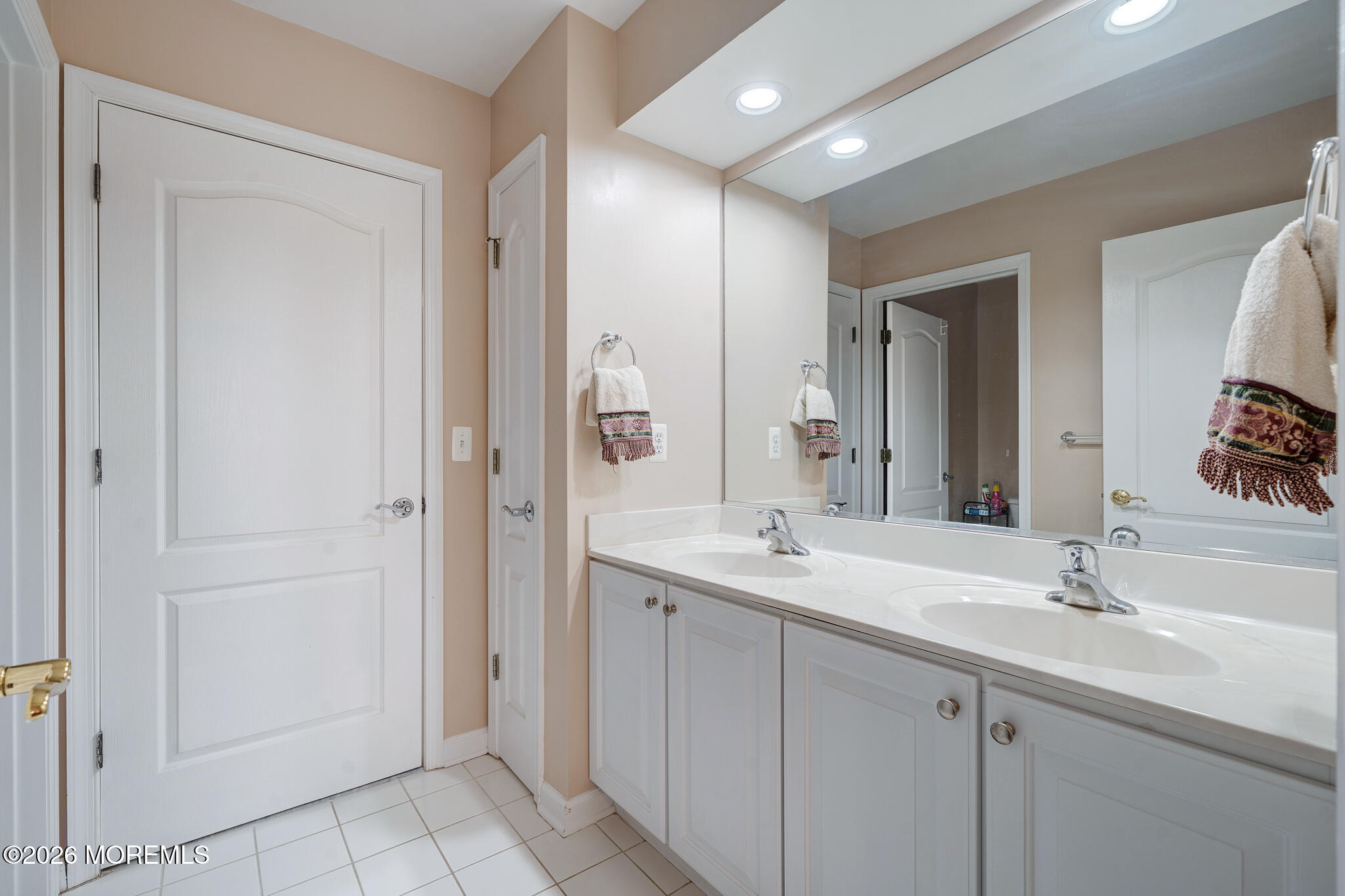 13 Sugar Loaf Hill Millstone NJ 08510