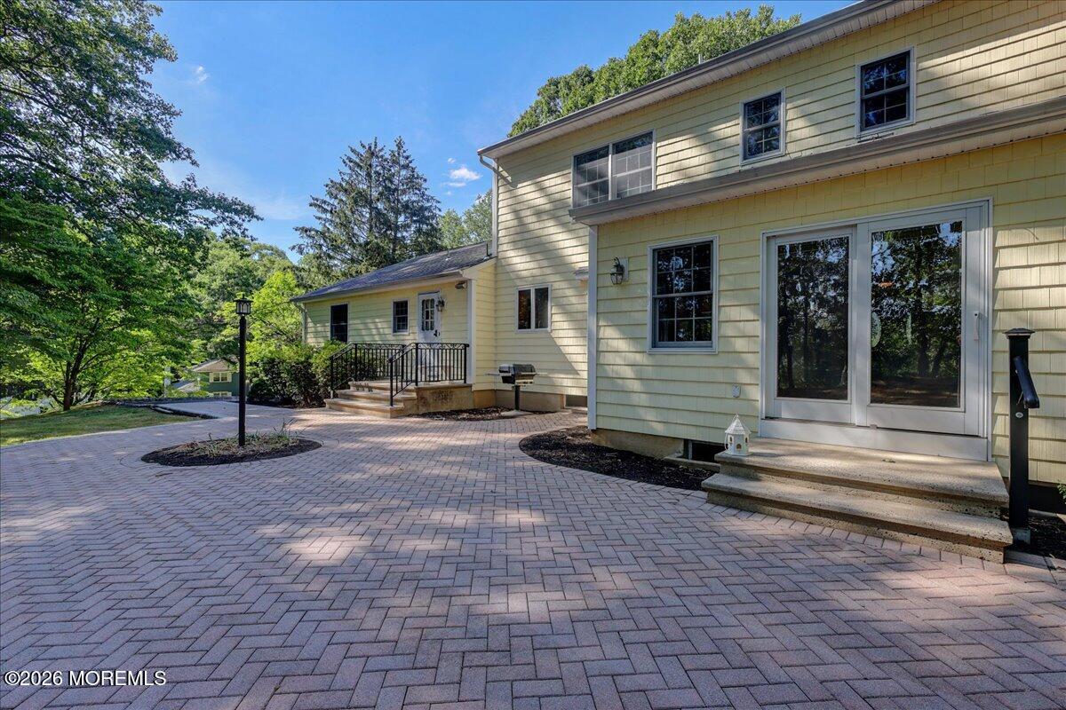 6 Rimwood Drive Lincroft NJ 07738