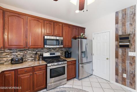 9 Kindling Way Jackson NJ 08527