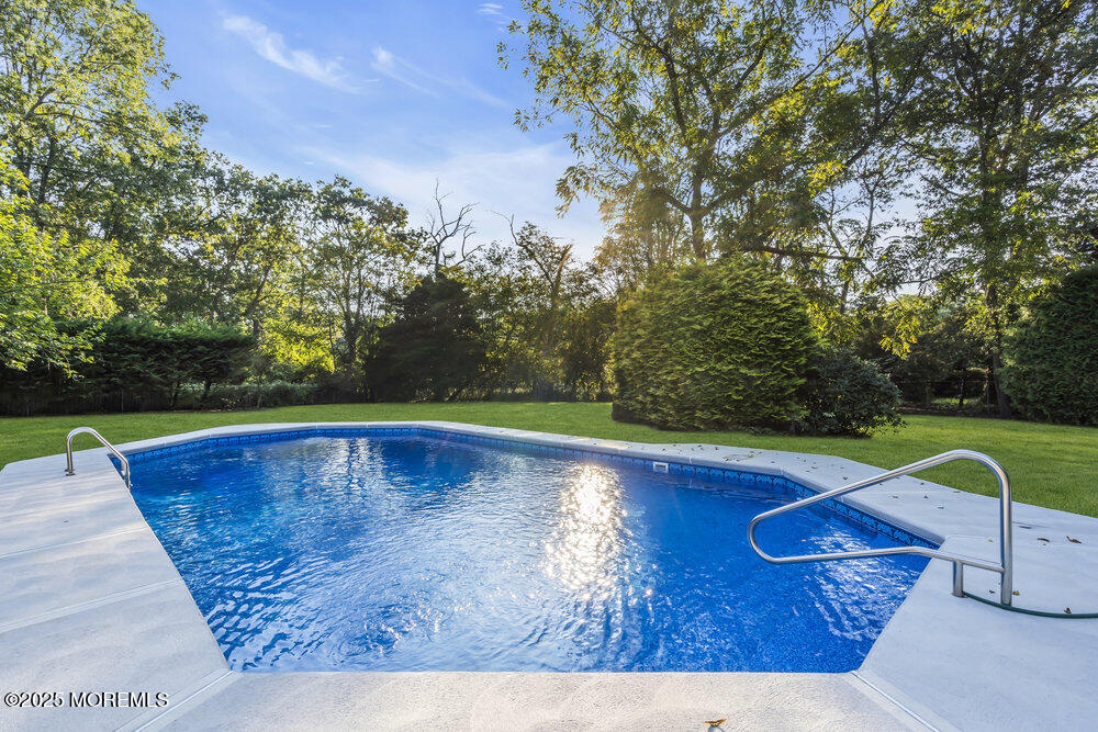 528 Eagle Point Drive Toms River NJ 08753