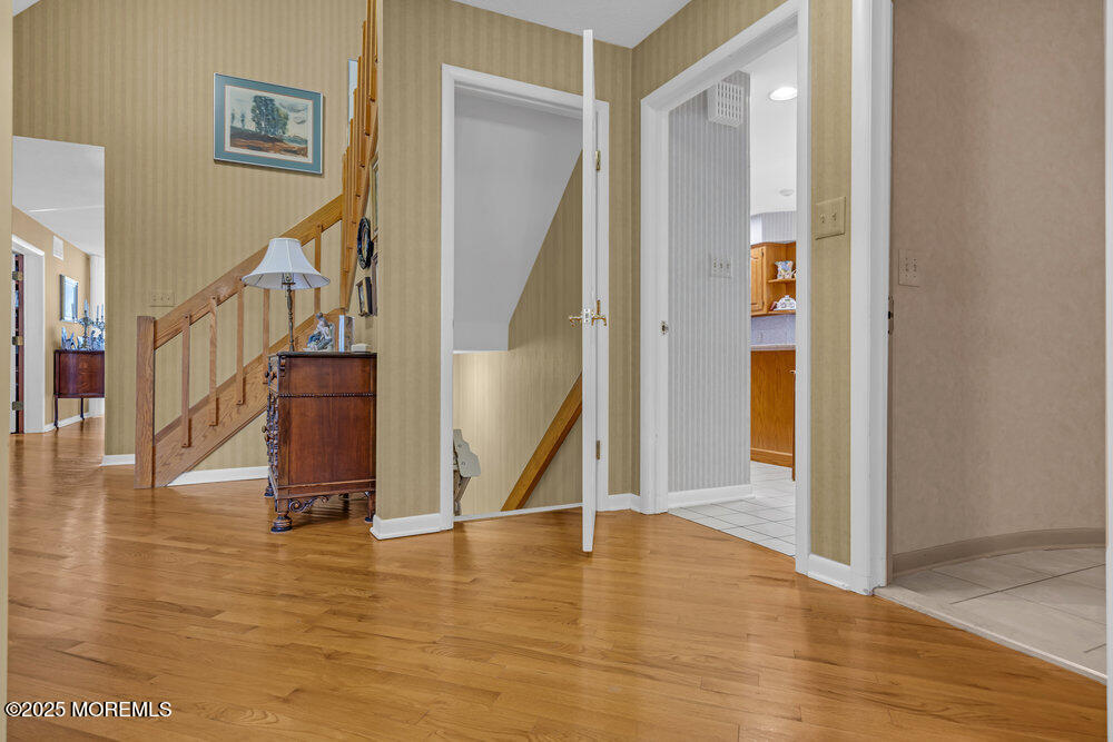 528 Eagle Point Drive Toms River NJ 08753