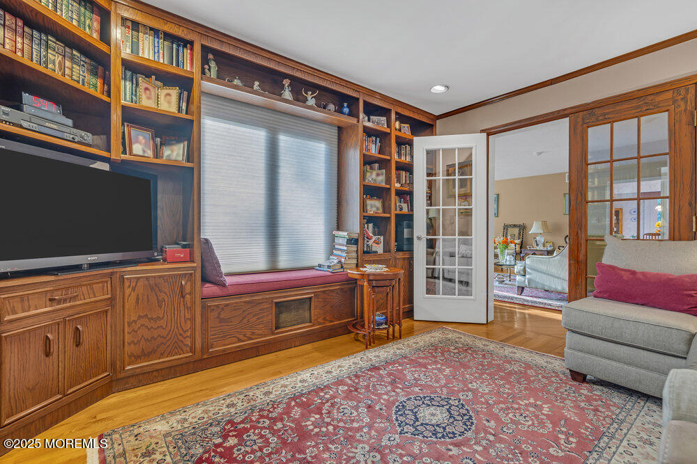 528 Eagle Point Drive Toms River NJ 08753
