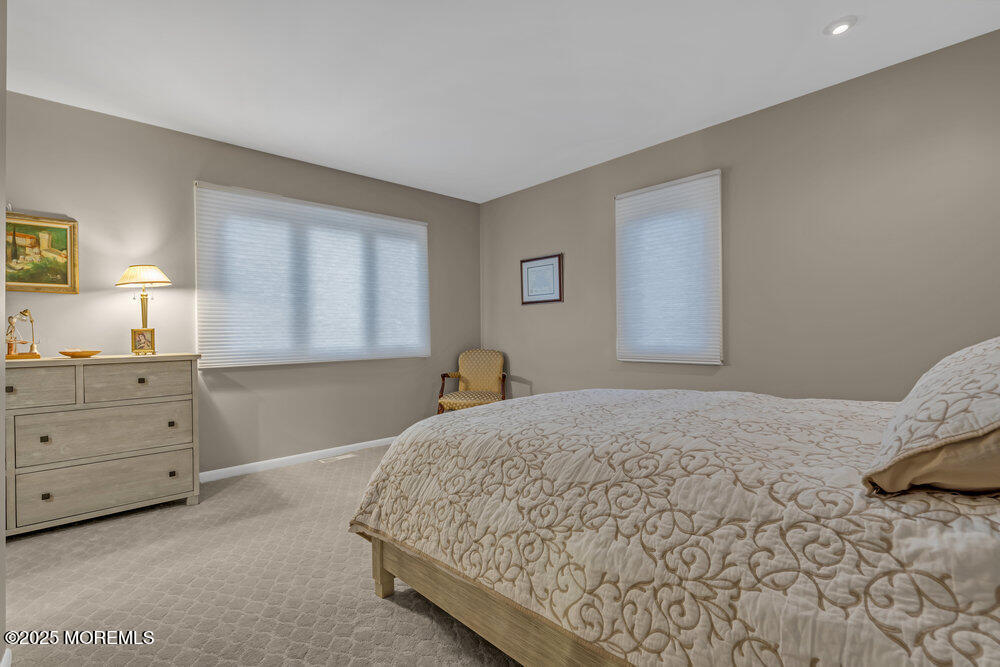 528 Eagle Point Drive Toms River NJ 08753
