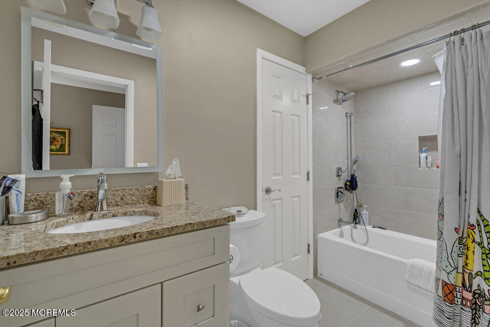 528 Eagle Point Drive Toms River NJ 08753