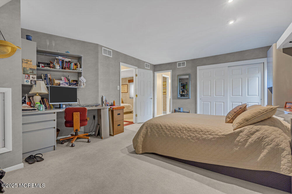 528 Eagle Point Drive Toms River NJ 08753