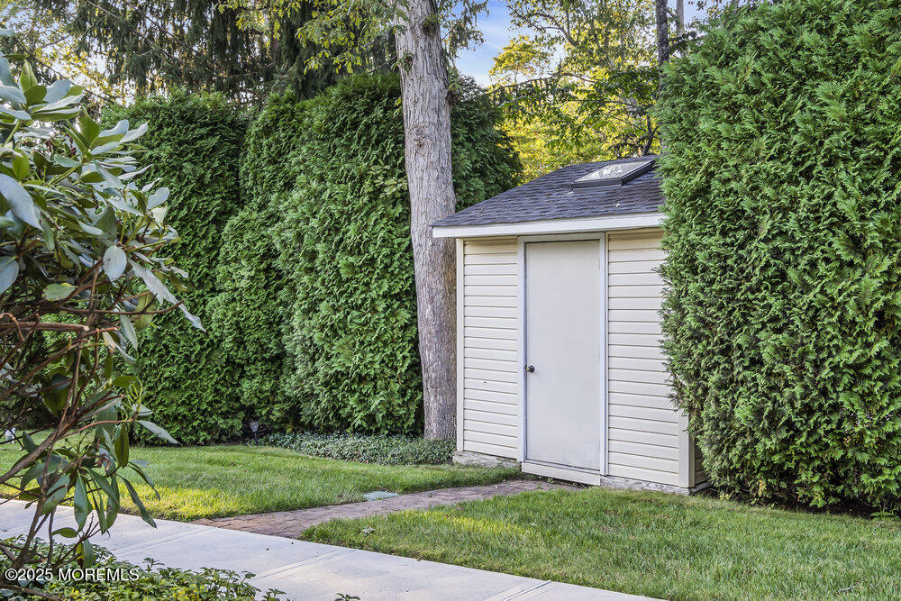 528 Eagle Point Drive Toms River NJ 08753
