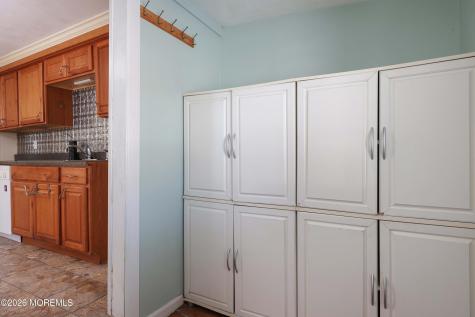 32 Seawood Avenue Keansburg NJ 07734