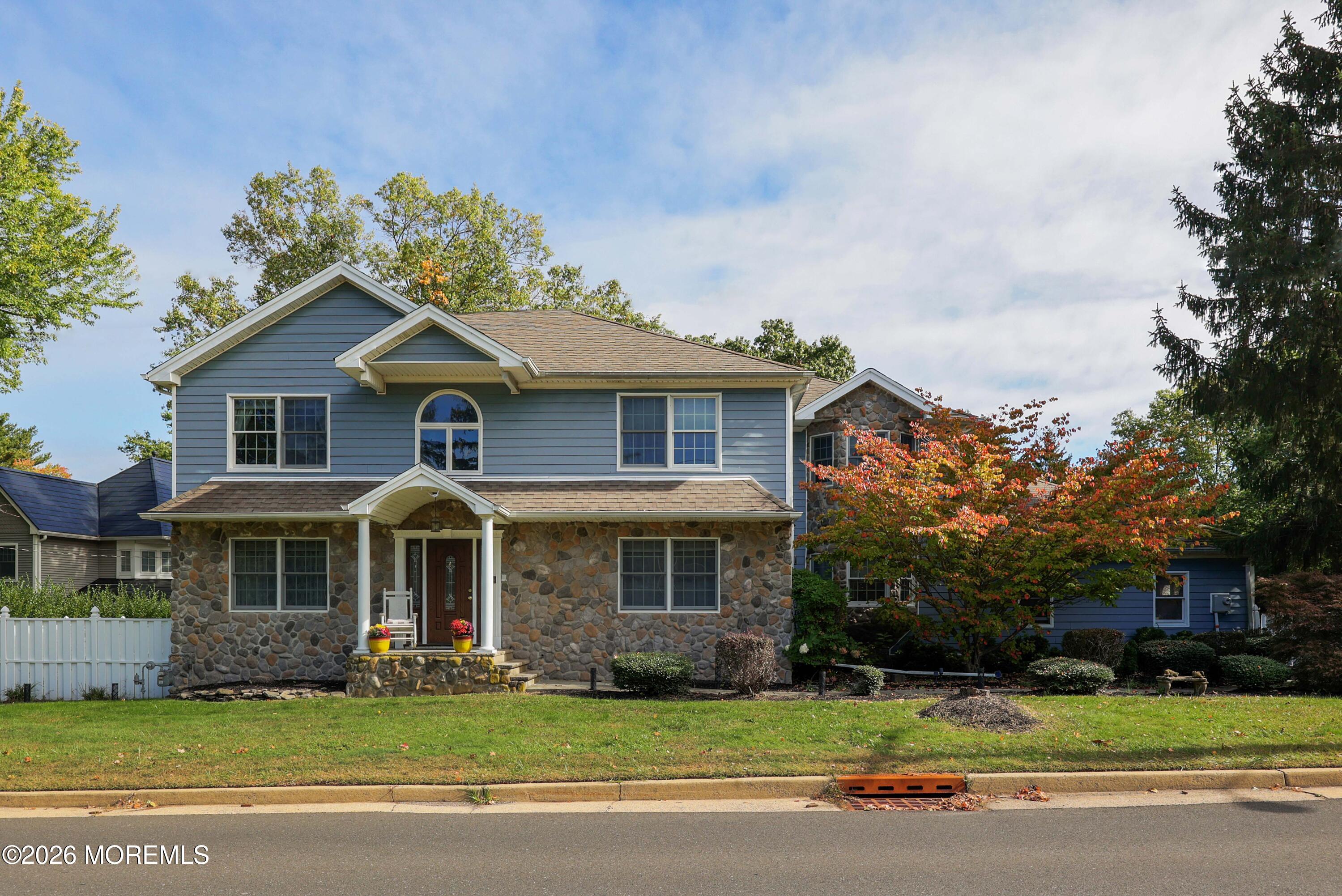 32 Sleepy Hollow Road Red Bank NJ 07701