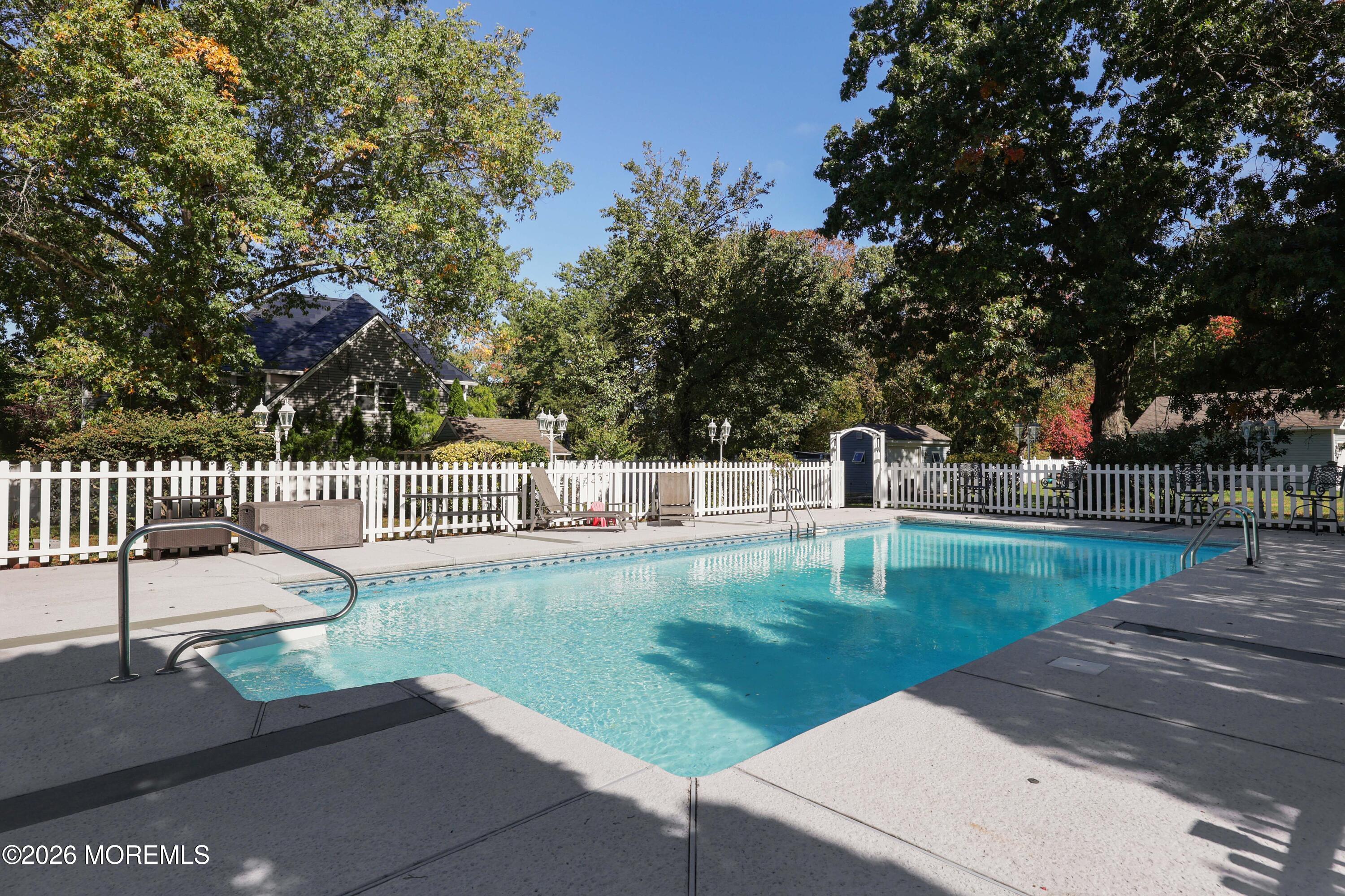 32 Sleepy Hollow Road Red Bank NJ 07701