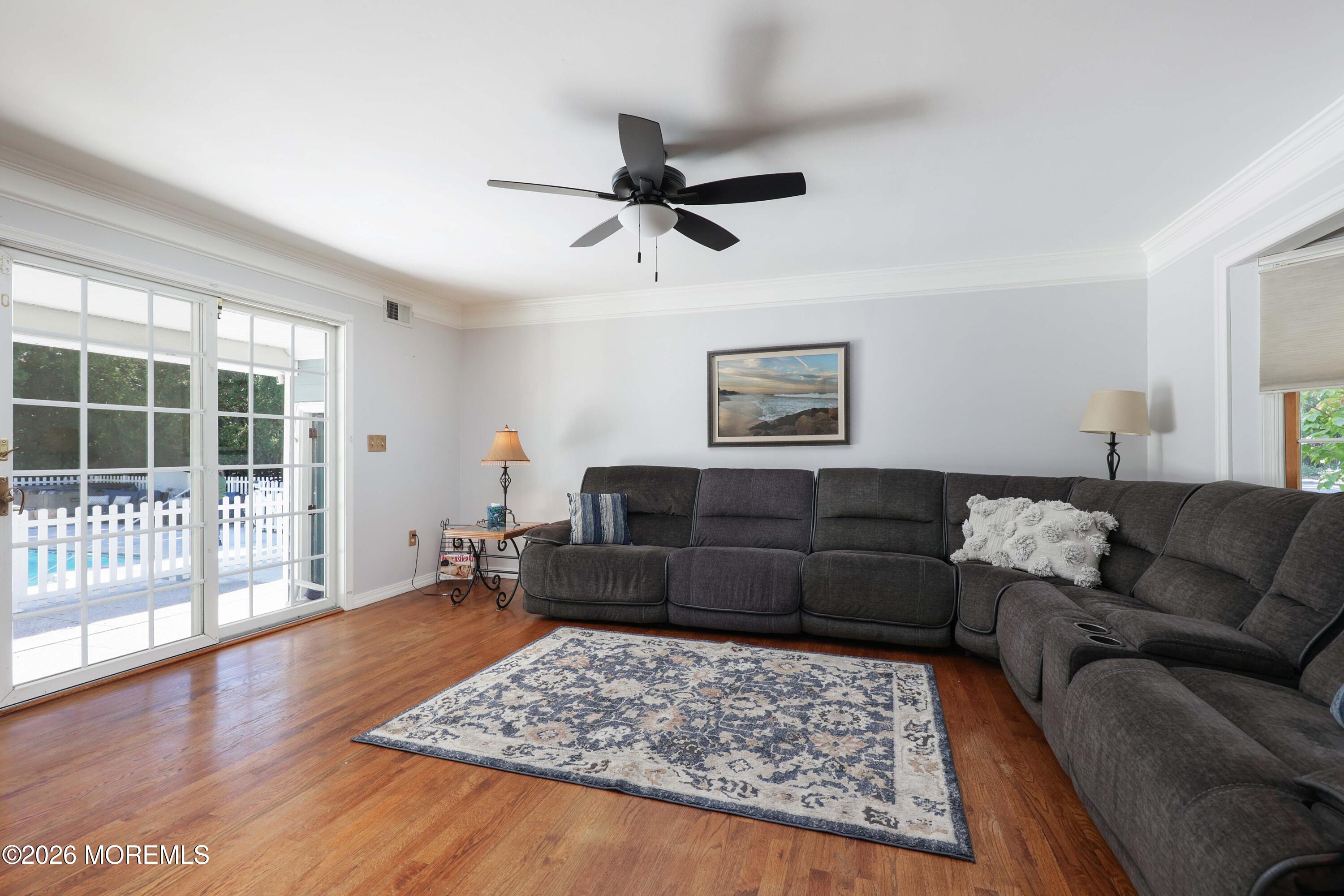 32 Sleepy Hollow Road Red Bank NJ 07701