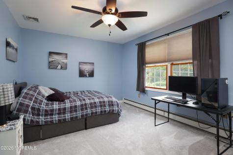 32 Sleepy Hollow Road Red Bank NJ 07701