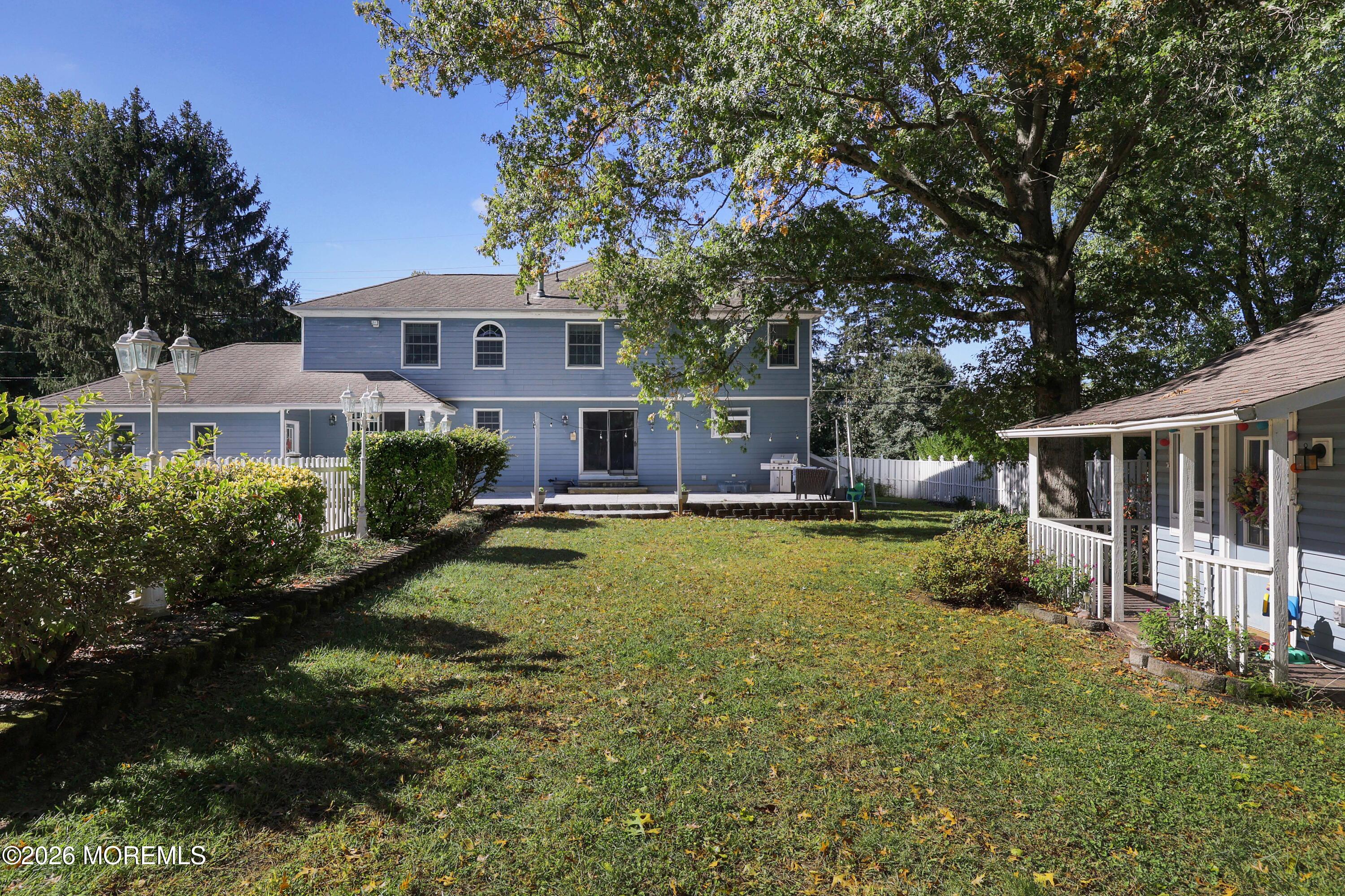 32 Sleepy Hollow Road Red Bank NJ 07701