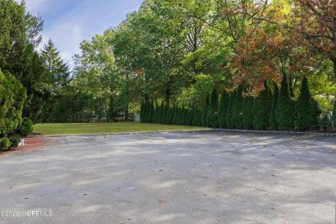 32 Sleepy Hollow Road Red Bank NJ 07701