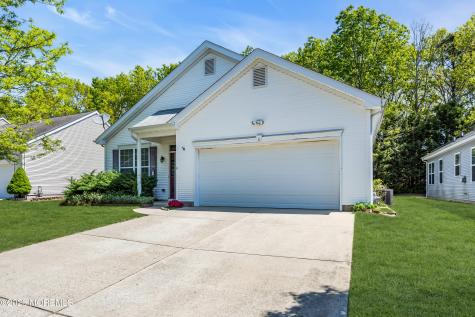 11 Lilly Drive Little Egg Harbor NJ 08087