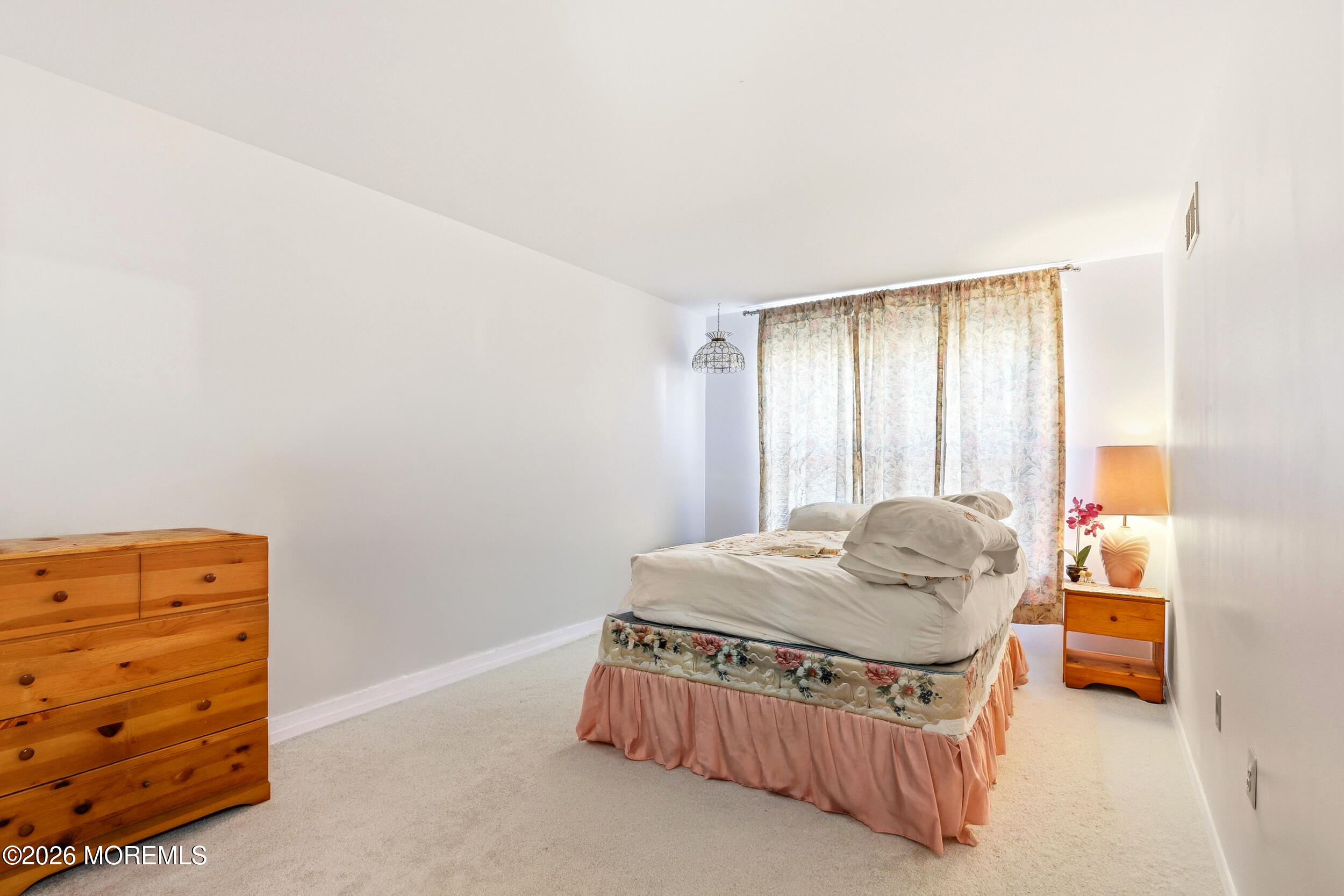2 Diamond Lane Howell NJ 07731