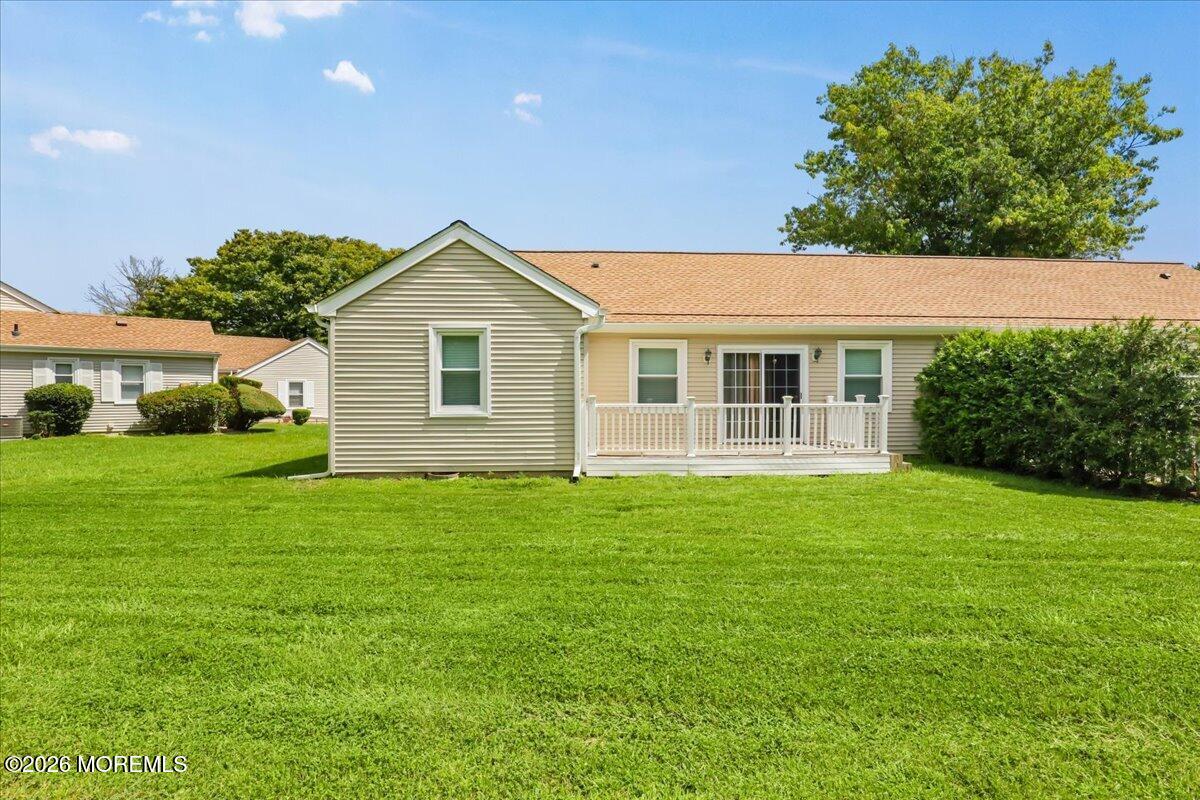117 Lowens Strasse Freehold NJ 07728