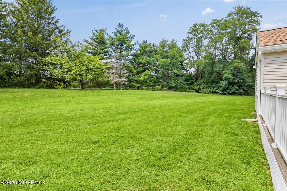 117 Lowens Strasse Freehold NJ 07728