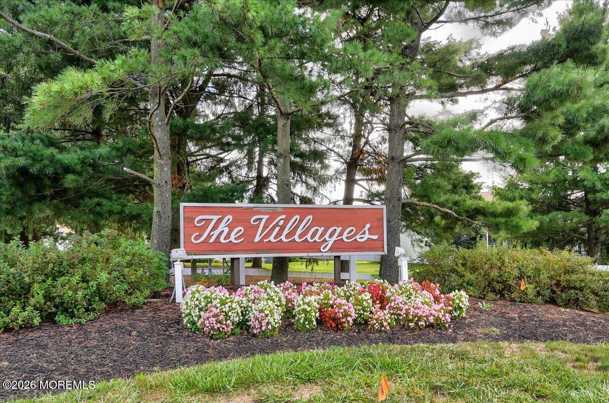 117 Lowens Strasse Freehold NJ 07728