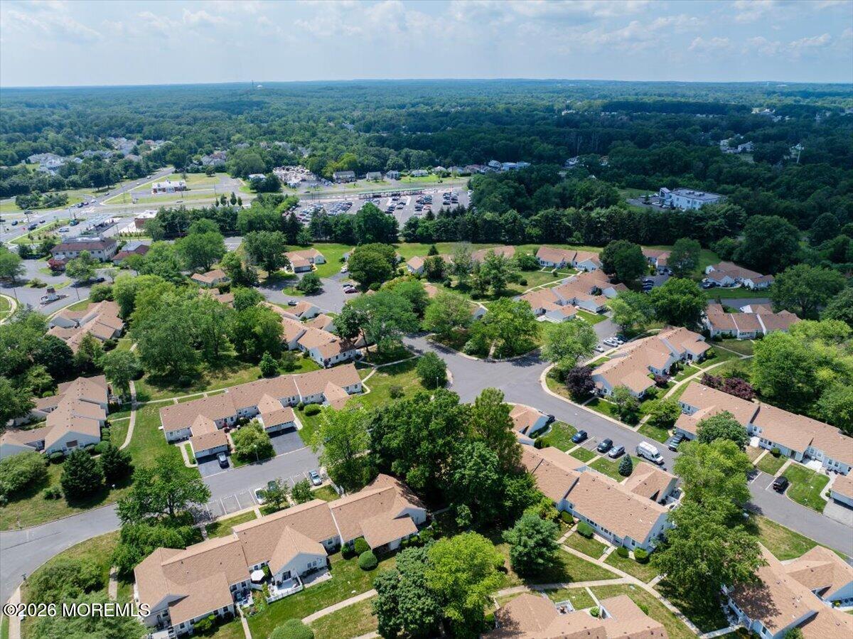 117 Lowens Strasse Freehold NJ 07728