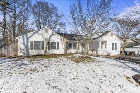 8 Tanglewood Drive Barnegat NJ 08005