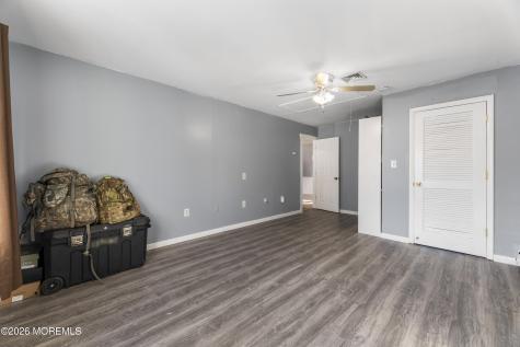 8 Tanglewood Drive Barnegat NJ 08005