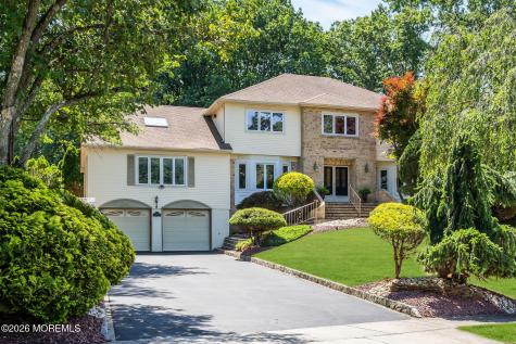 9 Woodcrest Terrace Englishtown NJ 07726
