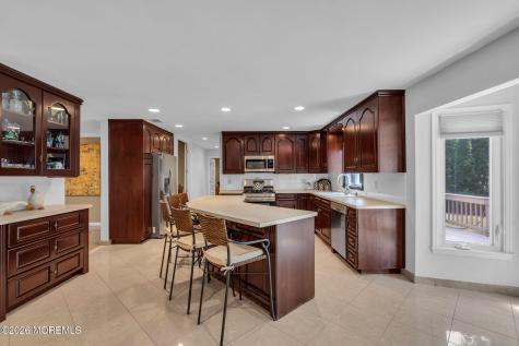 9 Woodcrest Terrace Englishtown NJ 07726