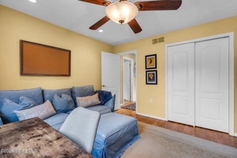 9 Woodcrest Terrace Englishtown NJ 07726