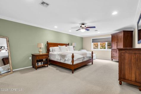 9 Woodcrest Terrace Englishtown NJ 07726