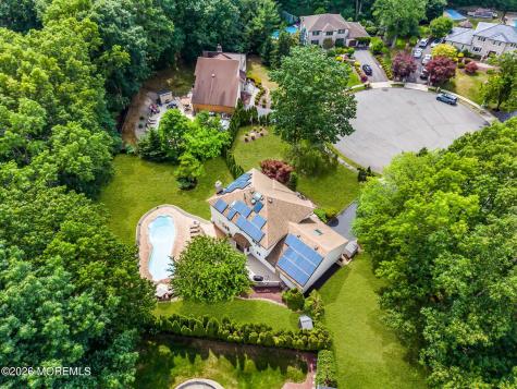9 Woodcrest Terrace Englishtown NJ 07726