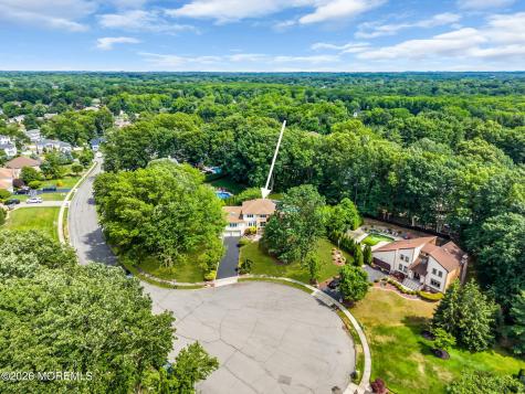 9 Woodcrest Terrace Englishtown NJ 07726