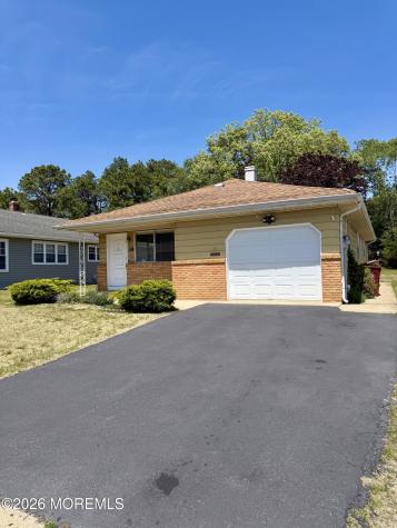38 Grenada Street Berkeley NJ 08721