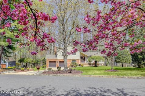 92 Fox Chase Court Freehold NJ 07728